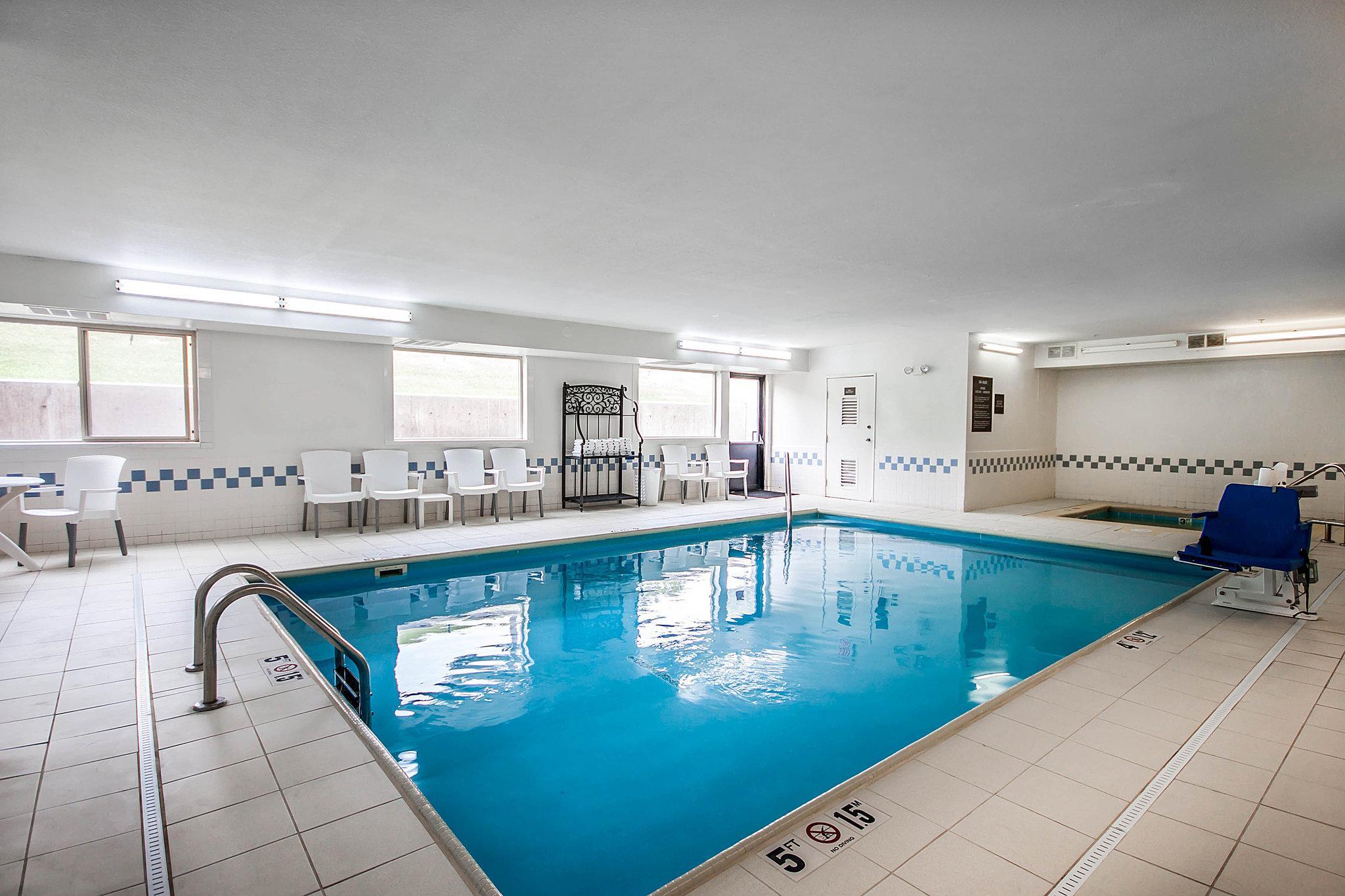 פוקטלו Quality Inn מראה חיצוני תמונה