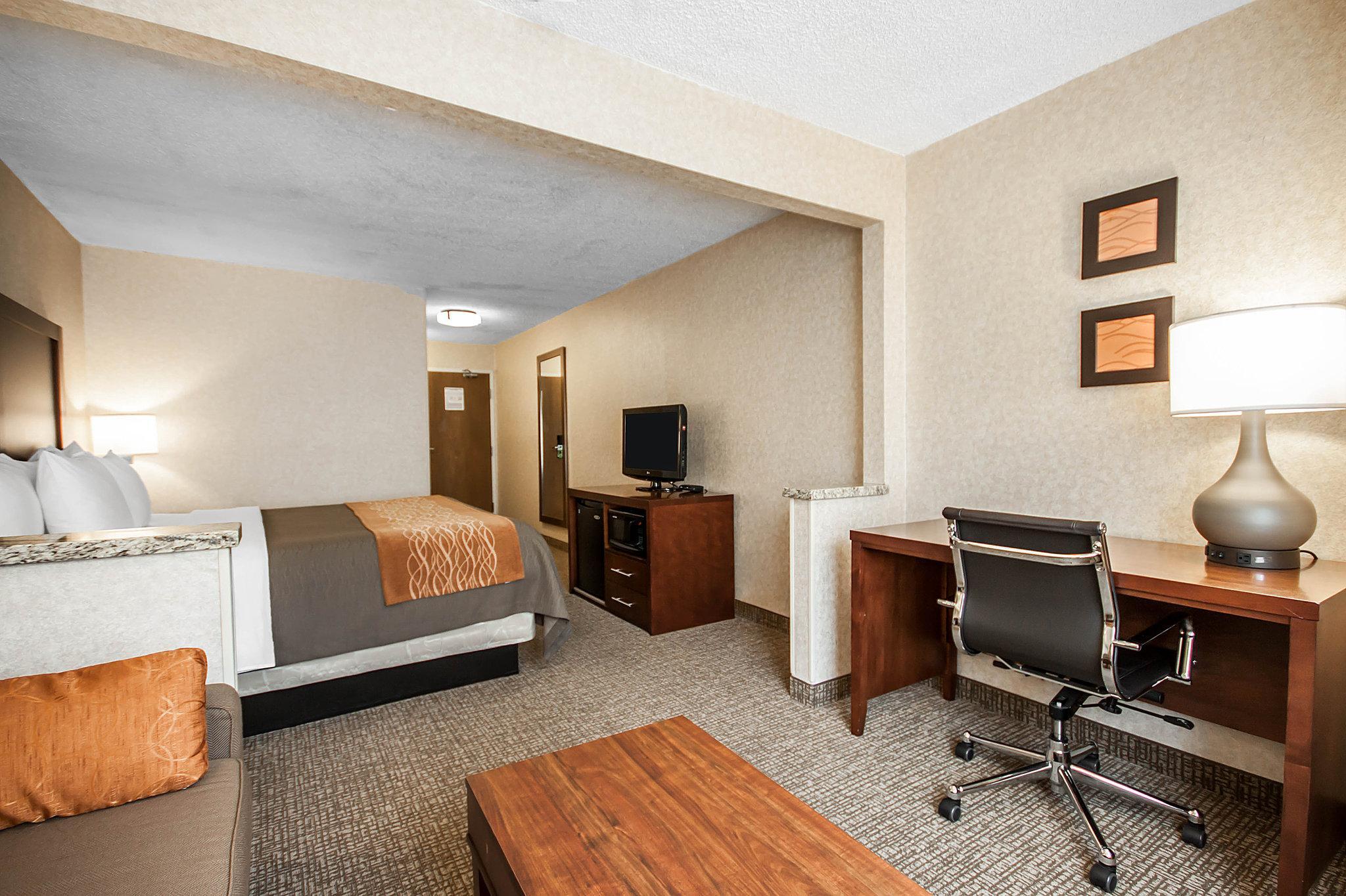 פוקטלו Quality Inn מראה חיצוני תמונה