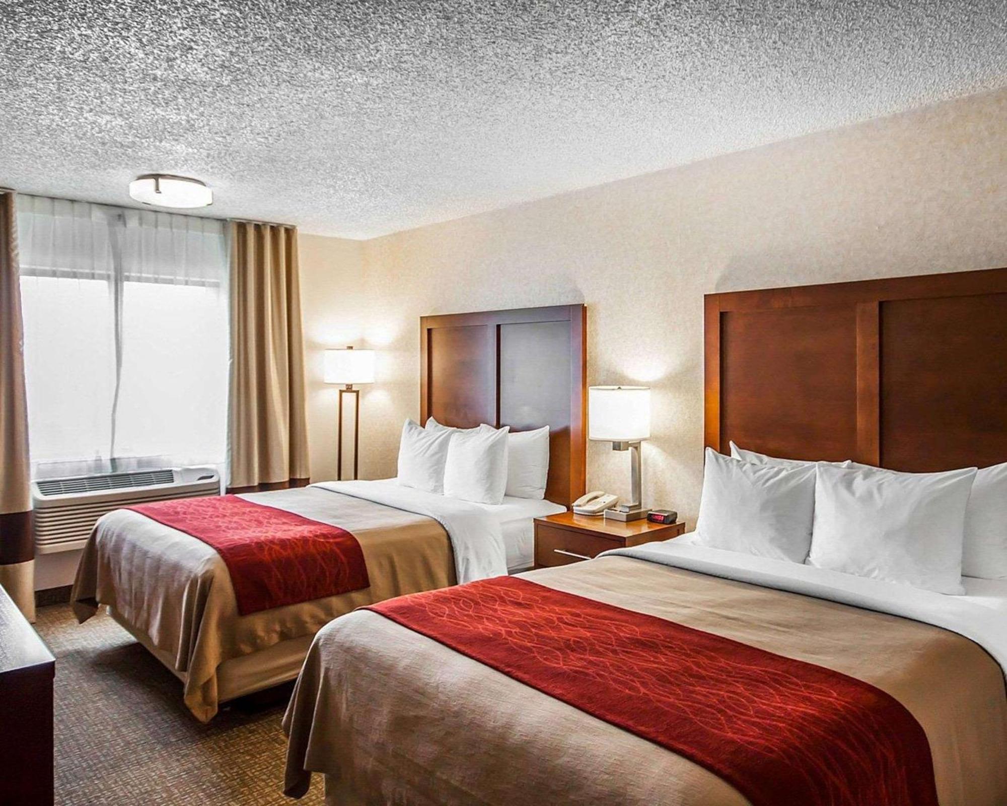 פוקטלו Quality Inn מראה חיצוני תמונה