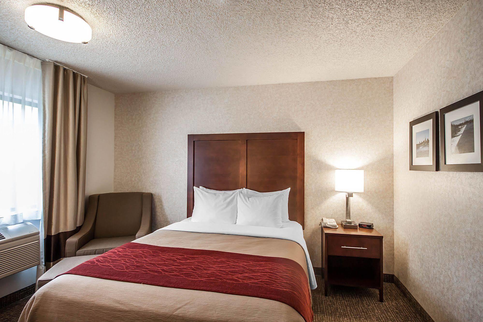 פוקטלו Quality Inn מראה חיצוני תמונה